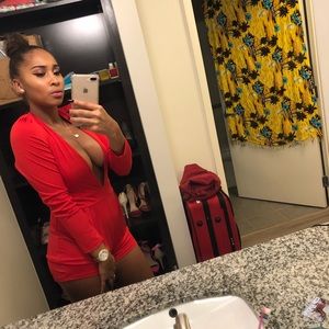 Meet your Posher, Aminah